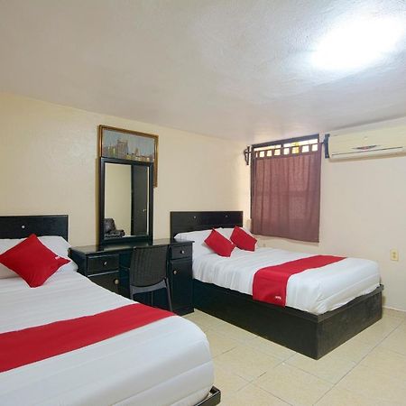 Oyo Hotel Bicentenario Tampico Ngoại thất bức ảnh