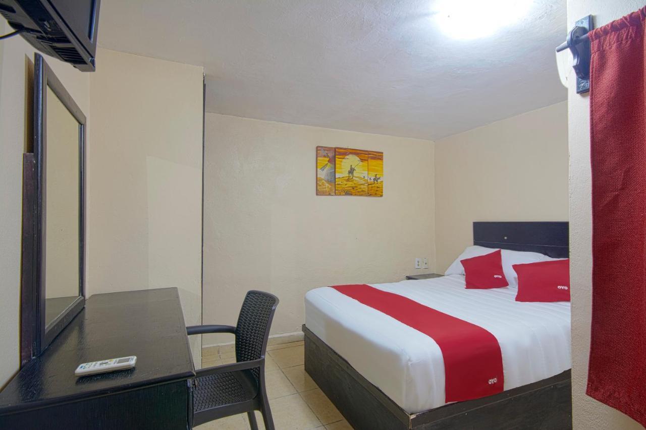 Oyo Hotel Bicentenario Tampico Ngoại thất bức ảnh