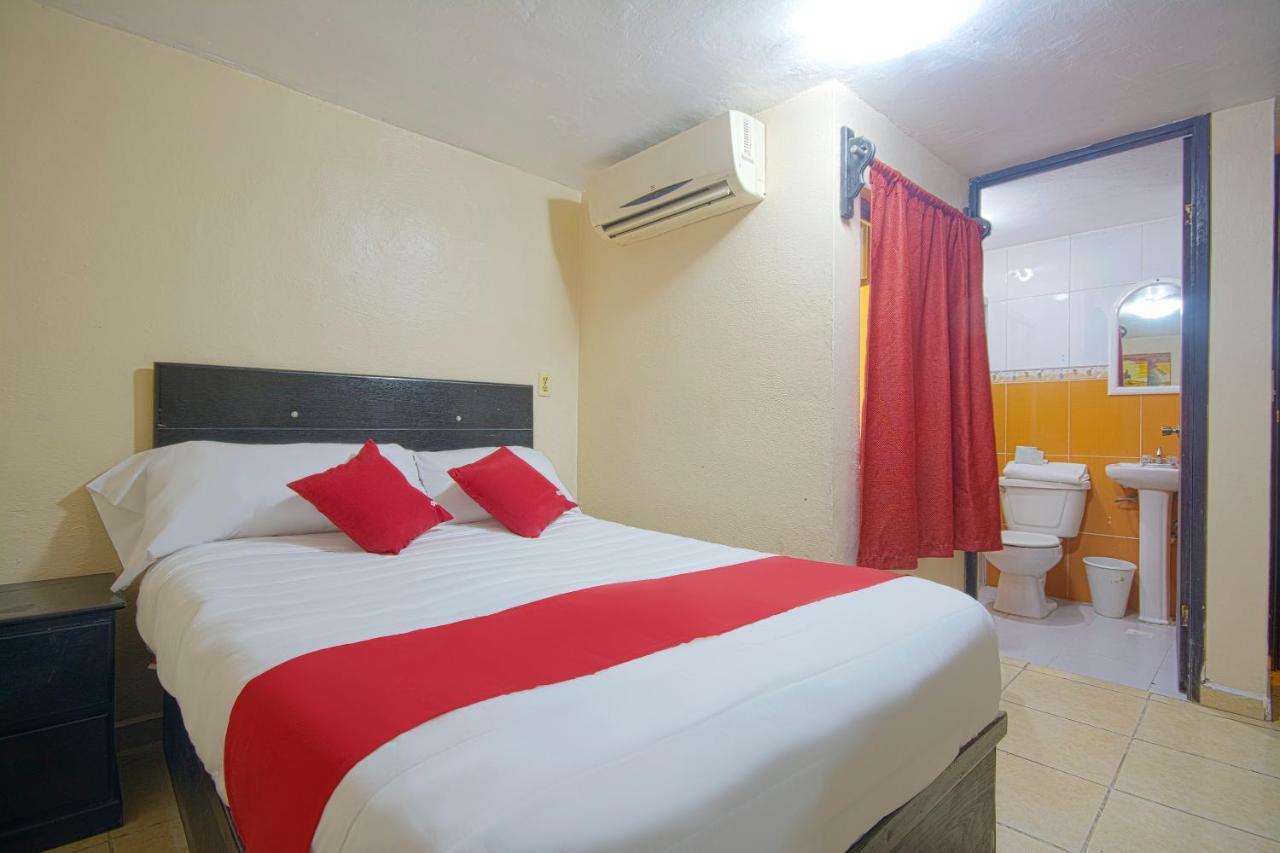 Oyo Hotel Bicentenario Tampico Ngoại thất bức ảnh